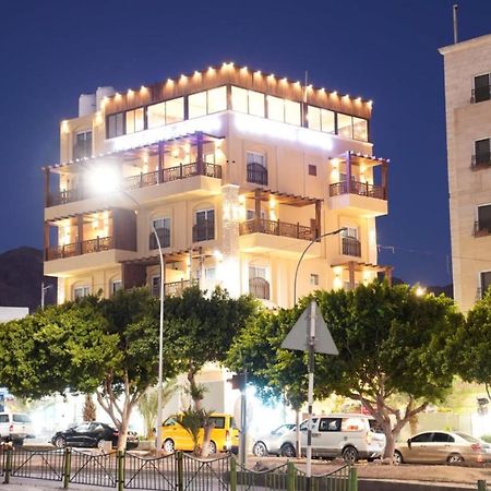 Laverda Hotel Aqaba Extérieur photo